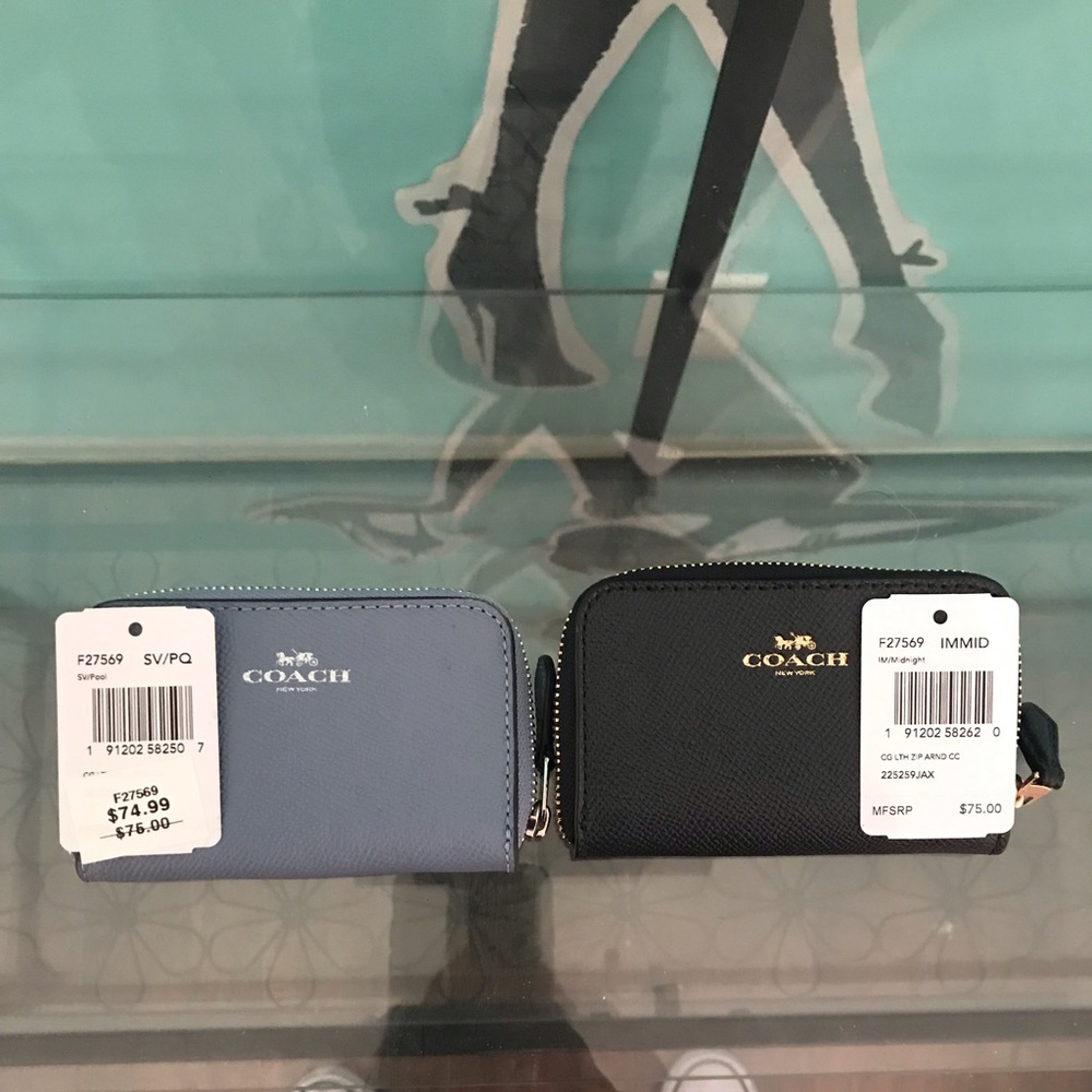 Coach business card holder